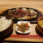 炭火焼肉 有田牛 - 国産牛はらみ焼肉膳1000円