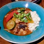 28&Vin - 仔羊の煮込みとクスクス