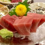 Kumamoto Dining Kitchen Basashi Izakaya - まぐろ中とろ(太平洋) 900円