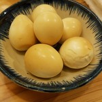 燻製バル けむりば - うずらの卵の燻製