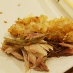 燻製バル けむりば - 関さば燻製、大根おろし、燻製醤油の素晴らしきハーモニー