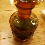 燻製バル けむりば - こちらが燻製醤油。激旨！！