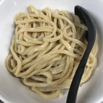 80055204 - 魚介とんこつつけ麺の麺。
                      美味し。