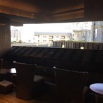 琵琶湖畔 おごと温泉 湯元館 - 足湯は夜、BARになるのだ♫