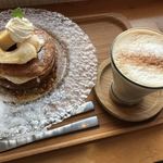 コーヒーエイト ウェロニカ - パンケーキ＋チャイ