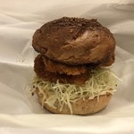 新潟カツ丼 タレカツ - タレカツバーガー