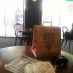 Yamamoto Shokuhin Monzen Chaya Monzen Seseragi Ten - 店内の椅子