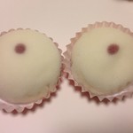 シェ・モム - おっぱい　421円 （1個）
