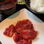 農園レストラン みやもとファーム - まかないカルビランチ(スネ肉)1180円