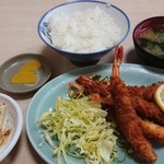 かねこ - エビフライ定食 (770円)