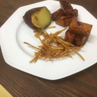 あめんどろや イモ カフェ_0