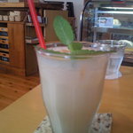 瀬戸内ジャムズガーデン - ラッシー ４５０円