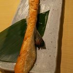 ひもの屋 - 鯖ハラス焼き690円