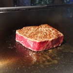 横浜うかい亭 - サーロイン(焼いてる途中)