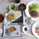 山崎旅館 - 夕食 汁物の鱈汁は後から来たので撮り忘れ