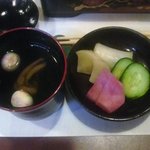 鰻割烹 伊豆栄 - お吸い物とお新香