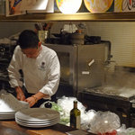 今日も腕を奮います