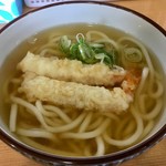 Menroku Ya - 海老天うどん 690円
                        700円あればまともな定食が頂ける今日日この頃
                        パチンコ屋の併設店ならでのお値段とクオリティかも