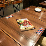 STEAK × WINE 肉バル LIMIT DISH - テーブル