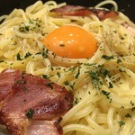 五右衛門 - カマンベールチーズとカリカリベーコンのカルボナーラ