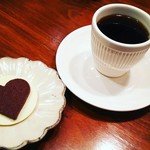 カザーナ・コーヒー - ドリップとチョコサブレ
