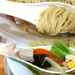 リンガーハット - 麺のアップと具（9種類）