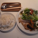 ringo - 白身魚のソテーのランチ