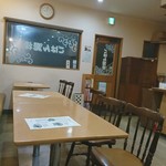 ごはん泥棒 - 店内の様子①