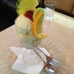 喫茶マンボ - フルーツヨーグルト