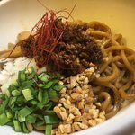 辛っとろ麻婆麺 あかずきん - 坦々まぜそばおすすめ