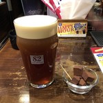 82 - 82 リアルエール(1 Pint glass)と生チョコレート♪