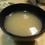 墨や - シンプルな味噌汁やけど、めっちゃ魚出汁利いてます