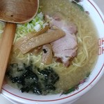 ラーメンショップ 椿 - 定番のフツーラーメン