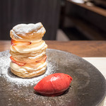 レストラン イソ - トチオトメのミルフィユ