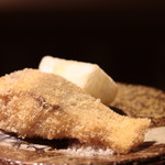 富小路 やま岸 - 福井産鯵のフライ