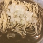 丿貫 - 極濃焙煎ママカリ鬼煮干そば。
      美味し。