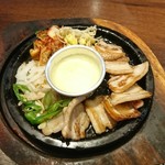 Koriandainingu Richouen - 石板チーズサムギョプサル定食❗