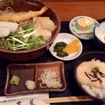 吉草 - 海老天揚げもち蕎麦/大盛+とろろご飯セット980円