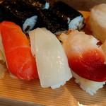 Takasago Sushi - にぎり寿司