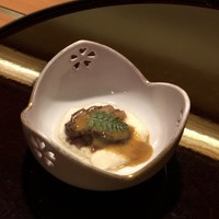 最上亭 - 大和芋と海鼠のこのわた掛け　木の芽