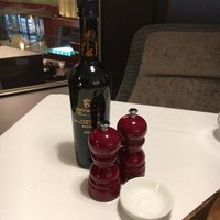 ザ・ステーキハウス - 
