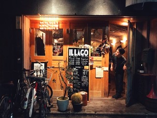 IL LAGO - 夜の様子