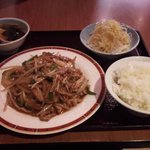 牛肉と玉葱の炒め定食～ランチ