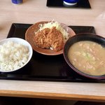 かつや - とん汁定食