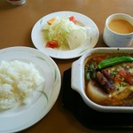 Resutoran Rowazu Saiki - ランチ 鶏モモ肉の煮込みグラタン ¥864