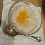 雲丹 - 杏仁豆腐