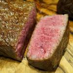 東京食肉市場直送 肉焼屋 D-29 表参道店