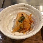 赤ちょうちん 光町 - 夜定食のキムチ