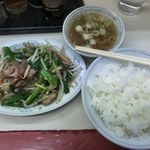 中華　永楽 - 肉ニラ炒め、ライス（５４０円、２６０円）
