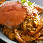 Punu Apat Pon Curry <Mud Crab's special egg and curry-flavored stir-fry>